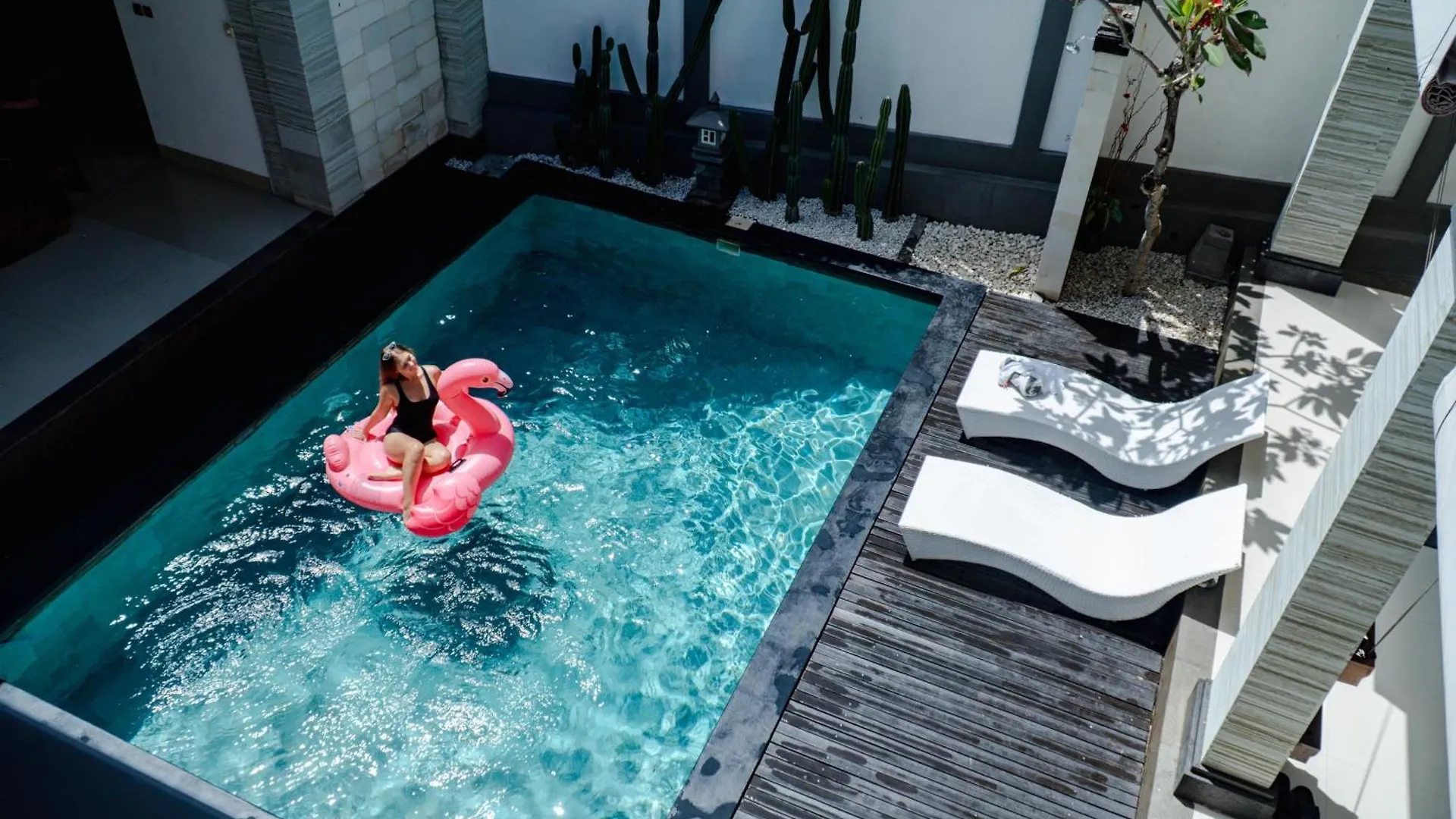 Maja Villa Batubelig By Pramana Villas Canggu