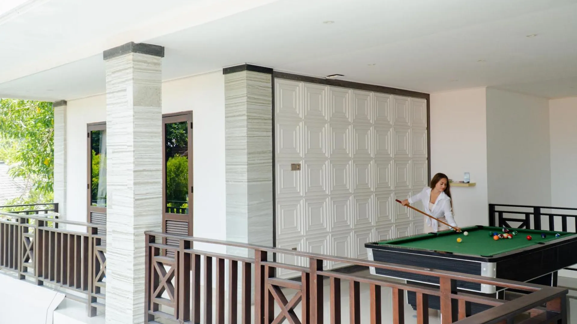 Maja Villa Batubelig By Pramana Villas Canggu